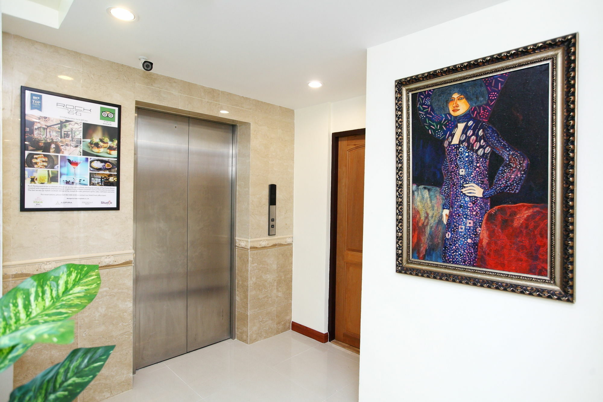Icheck Inn Sukhumvit 22 Bangkok Luaran gambar